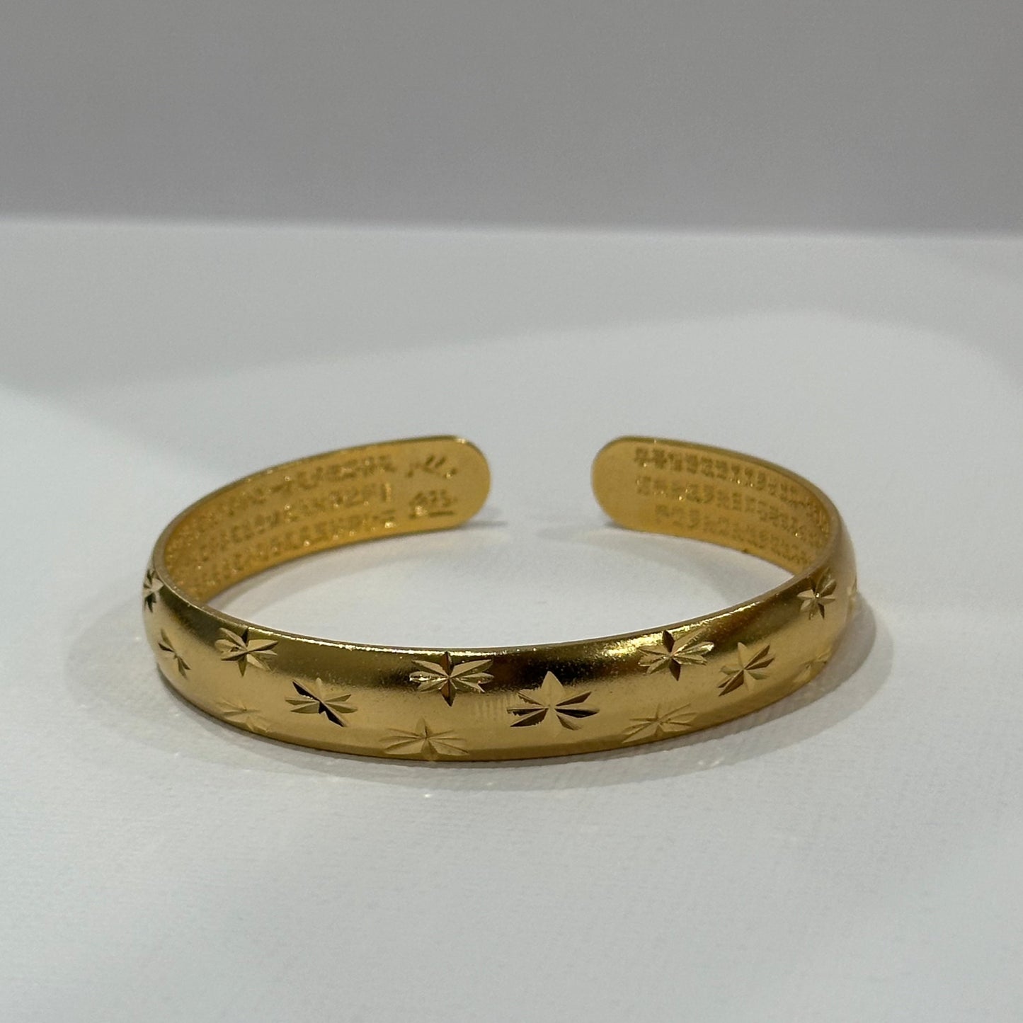 Estrellita Bangle